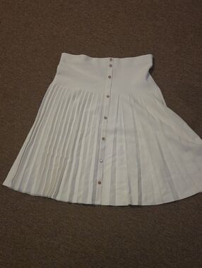High-Waist Off-White Pleated Button-Front Skirt